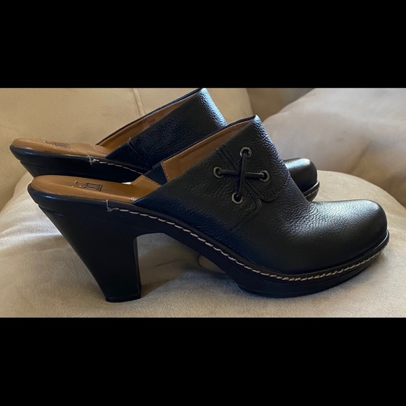 Sofft Shoes - Sofft Black Mules Clogs